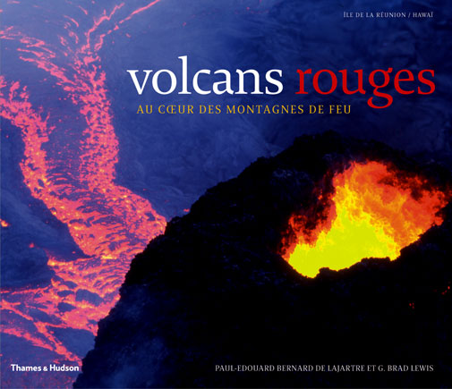 Livre volcans rouges